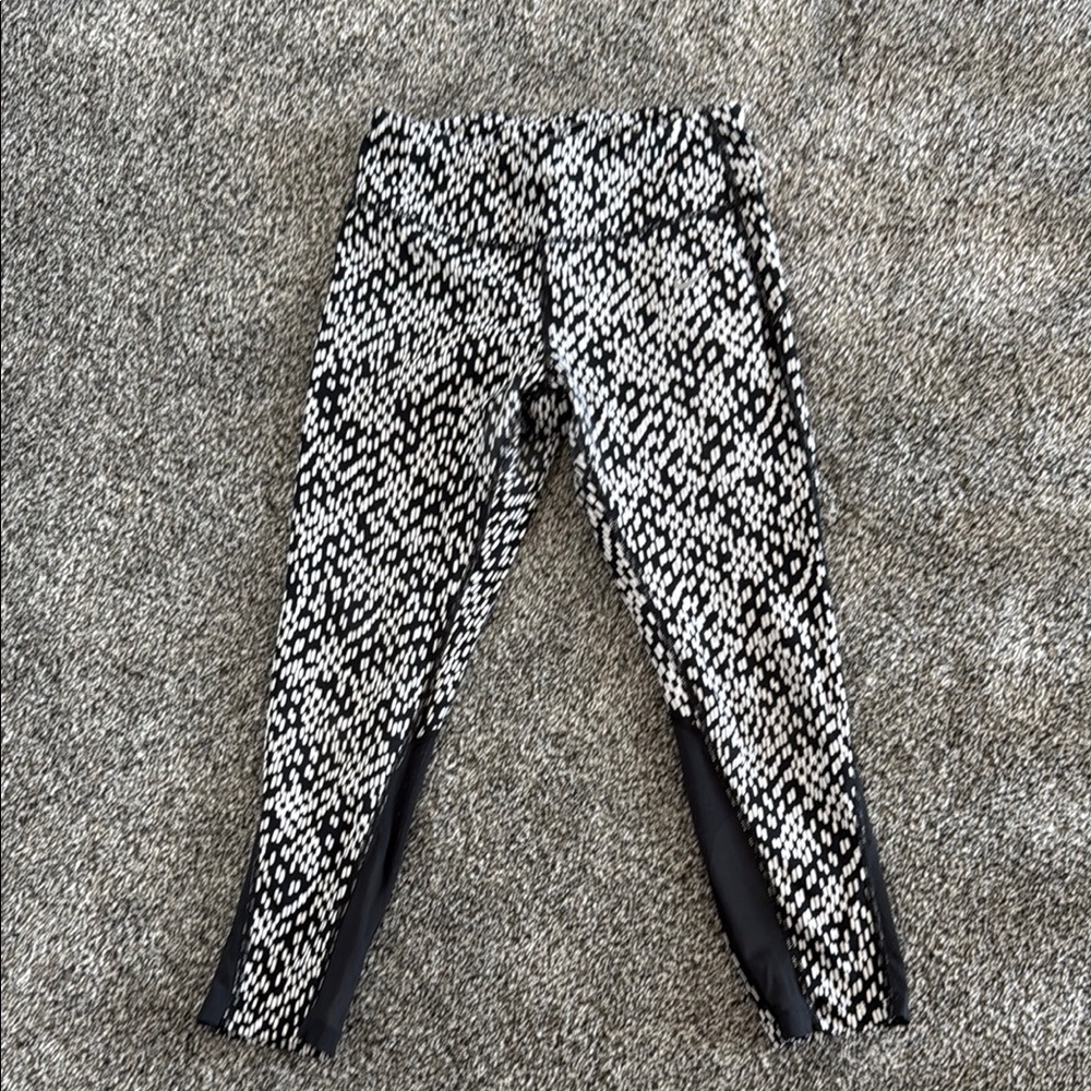 Nike dri fit capris leggings